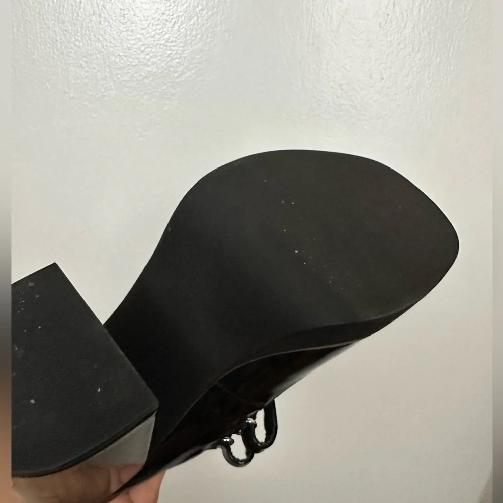 Steve Madden Black Patent Leather Heels - Picture 4 of 6